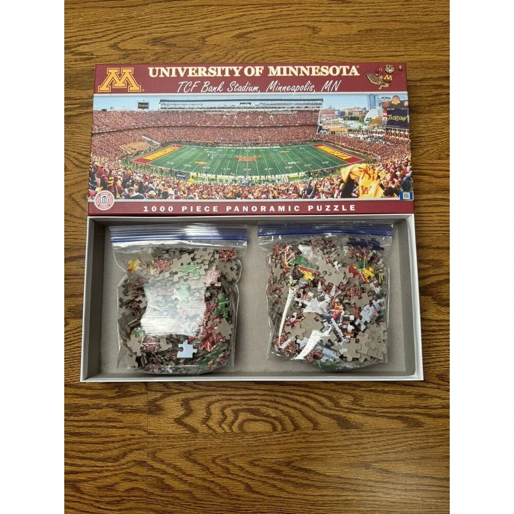 Master Pieces University Of Minnesota , TCF Bank Stadium 1000 Panoramic Puzzle‎